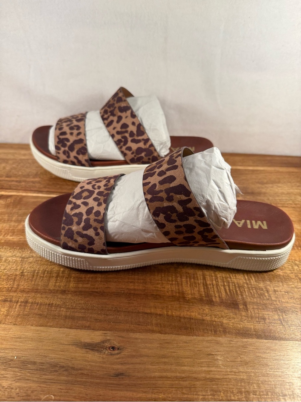 MIA Yelena Platform Sandals in Bold Brown Leopard Print Size 9 NWOT - Picture 3 of 10